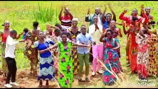 Mwanzo wa dunia by injili Choir A Mukerezi.