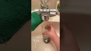 Even the water dissin #water #drake #funny #memes drake