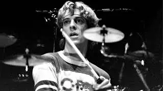 The Police walking on the moon drumless
