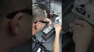 Customer Test! Manually Separating a Screen on the TBK-988X #phonerepair #tbk988x #shorts