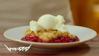 Vivienne's Late Night Chow - Berry Crumble