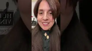 Check Out This Cool How To Wear Vintage Jewelry Idea!