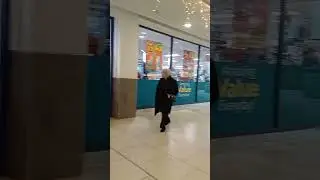 Christmas 🎄 shopping at the Victoria Circus centre in Southend on Sea