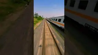 FPV Chasing A Train 🚀🔥 #trainchase #trainchasing #fpvchase #fpv #fpvlife #fpvdrone