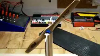 Magnetic prop balancer