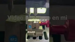 Duplicado de llave con mando a Peugeot Partner B9