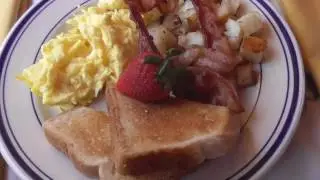 Aboard Amtrak and Iowa Pacific's Hoosier State: Indianapolis to Chicago