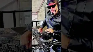 DJ Tips & Tricks Part 6 - Create your own riser and drop on the fly&hellip;