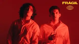 Bastti, Favio - FR&Aacute;GIL (Video Oficial)