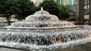 CENTRAL PLAZA 噴水