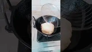 Poori for life😋😋#poori #food #youtubeshorts#explorepage #fyp #homemade