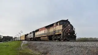 BCOL 4625 and IC 2457 lead SB through Grayslake, IL! 5/13/18