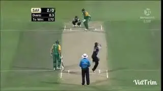 T20 fastest century by South africa's RICHARD LEVI