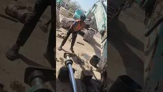 excavator bucket cylinder red damage And #welding #work#पिस्टन चेक नट new 🔨#shots #video #subscribe👌