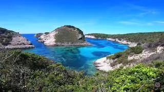 incroyable ! Une des plus plus belle plage de Corse : la plage de l&rsquo;anse de Fazzi&ograve; &agrave; Bonifacio