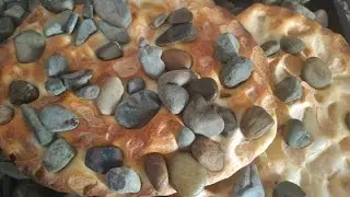 خبز تفرنوت فوق الحجارة في فرن المنزل متشبعوش منو😋😋مع تتبيله بروشيط ياسلام كيجيو هشاش 😋