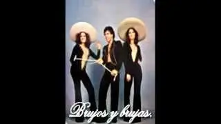 BRUJOS Y BRUJAS 