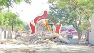#Bamu. #New Gate demolished due to opposition