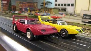 Daytona vs Superbird Thunderjet Slot Cars Racing around Milwaukee Road