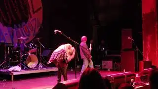 love killed kurt