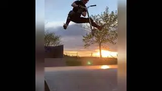 INSANE FINGERWHIP ON SCOOTER #Shorts