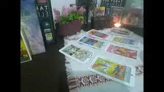 مشاعر الحبيب في الطاقة الحالية 😍كيف يراك/نواياه و خطواته 🤩