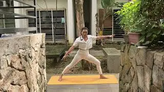 Utthita Parsvakonasana ( Extended side Angle pose) 