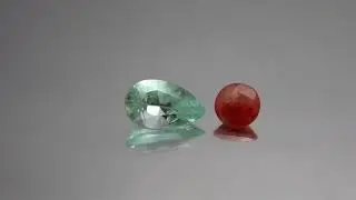 フォスフォフィライト＆シンシャ　Phosphophyllite & Cinnabar