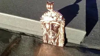 Harlembling iced out Jesus piece review shine test in natural sunlight☀️