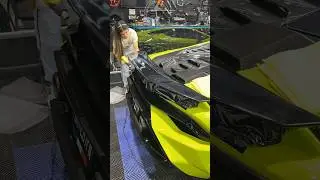 Lamborghini Tecnica wing wrap #carwrap #wrap #art #artist #arte #artwork