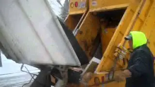 KANN Pack Master Series Two Compartment Rear Loader - Model RL2.wmv
