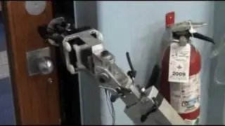 Robotic Arm for Opening and Closing Doors 2