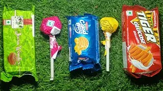 Satisfying video asmr jeera biscuit and moto lolipop candy unboxing video 🍫🍫🍬🍫