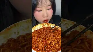 Special Spicist Noodles Flavors Spicy Yummy Yummy (1)