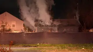 Firefighters battle house fire in Greater Third Ward