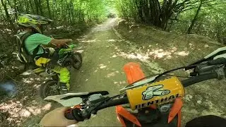 Тревата е по-висока от него!🤯 KTM sx85 2018 и Kawasaki kx65 2011