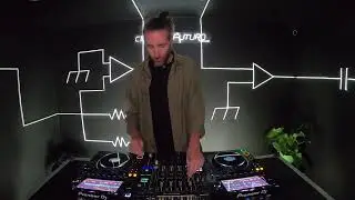 DISCO AMORE | CIRCUITO FUTURO | 30 DICIEMBRE 2025 |