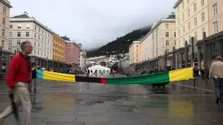 Dear Norway - a performance at Torgallmenningen