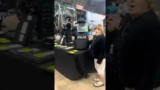 Police Body Armor at the South Florida Gun Show #guns #pewpew #military #shoot #trending