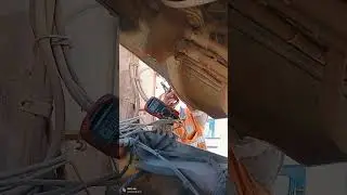 Put on the new horn for Loader 