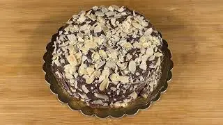 Schokoladen-Napoleon – zarter Kuchen mit Schokoladenböden aus Kondensmilch mit Kakao
