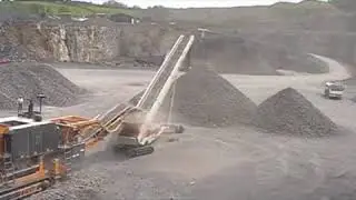 Telestack TC 421R Tracked Radial Stockpiling Conveyor in Operation