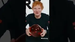 Ed Sheeran - Vox Christmas commercial 😂🎄🎁🔴