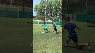Escaping pressure ⚡️🔥 #football #footballcoach #footballskills #soccer #soccerskills #fyp #fypage