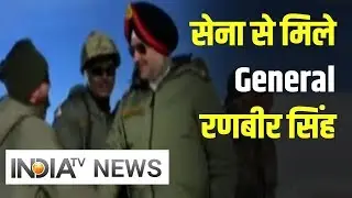 Lieutenant General Ranbir Singh Interacts With Troops In J&K's Baramulla | IndiaTV News