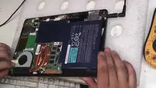 Ремонт Acer Iconia Tab w500 включается черный экран, редактируем биос
