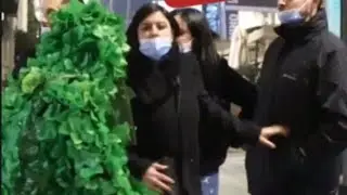 Bushman prank in Milan