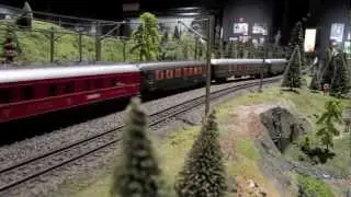 Marklin 37083 DB Br10 + Riviera Express on ETE Layout