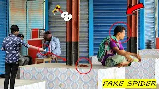 Fake Spider Attack Prank On Public Big Remote Control Spider Prank