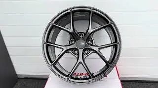 Topwheels LX01 17 8.0J +40 5X112 66.6 вес 7,9kg Black Mirror